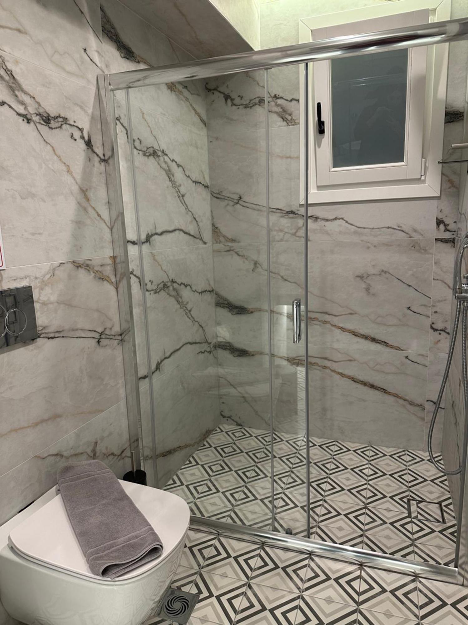 Belle Athenes - Luxury Rooms At Monastiraki Railway Station Exteriér fotografie