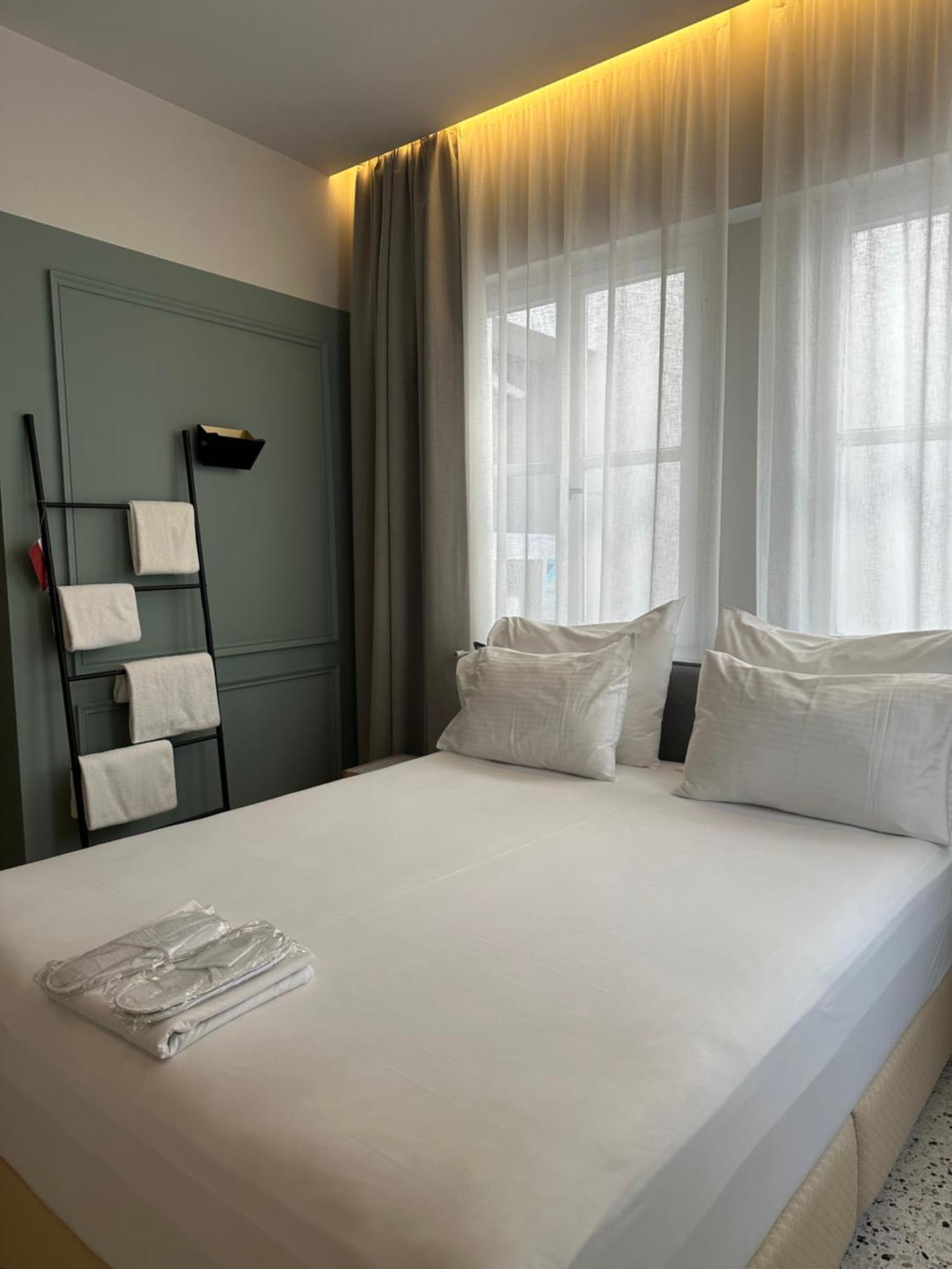 Belle Athenes - Luxury Rooms At Monastiraki Railway Station Exteriér fotografie