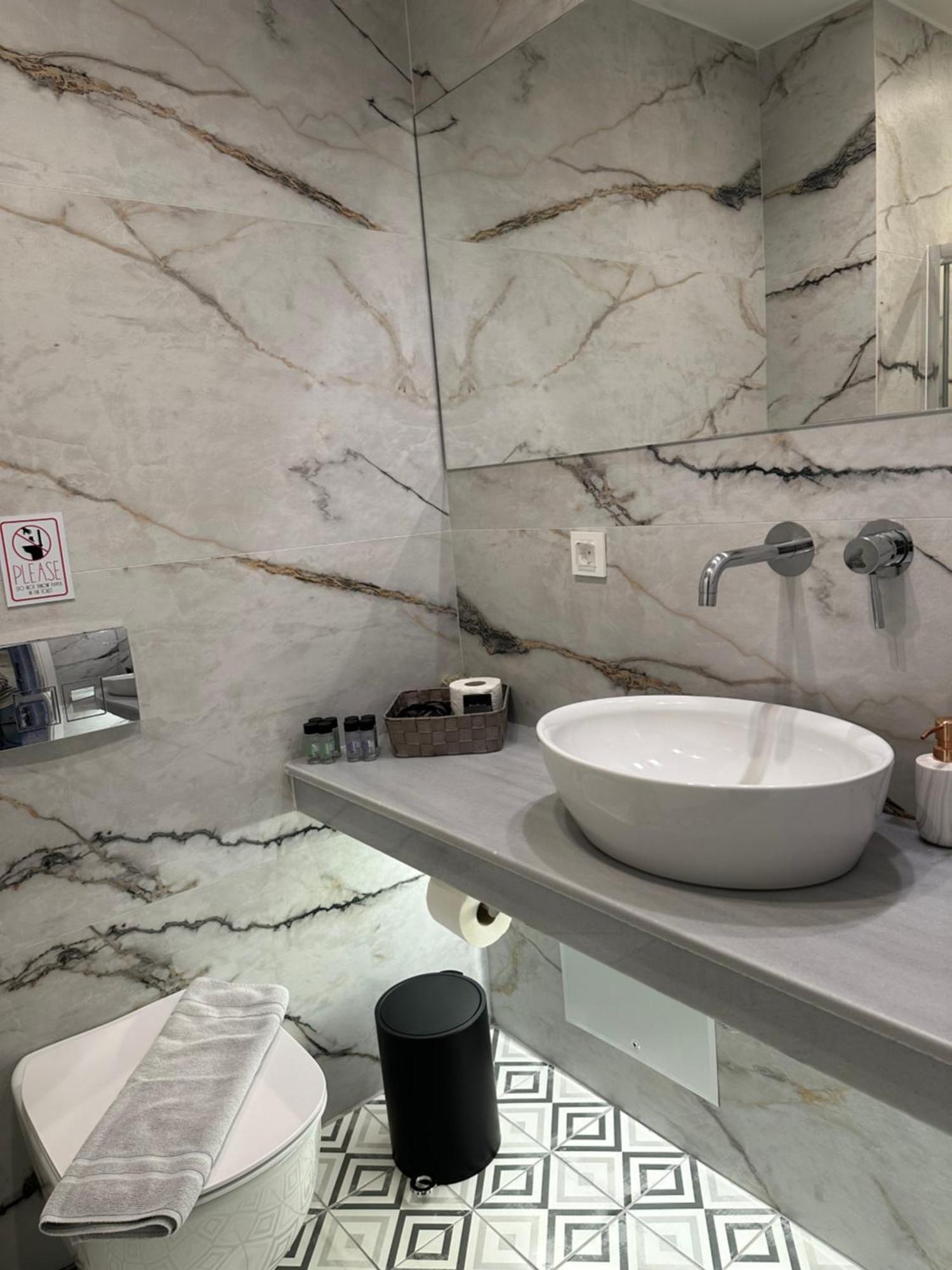 Belle Athenes - Luxury Rooms At Monastiraki Railway Station Exteriér fotografie