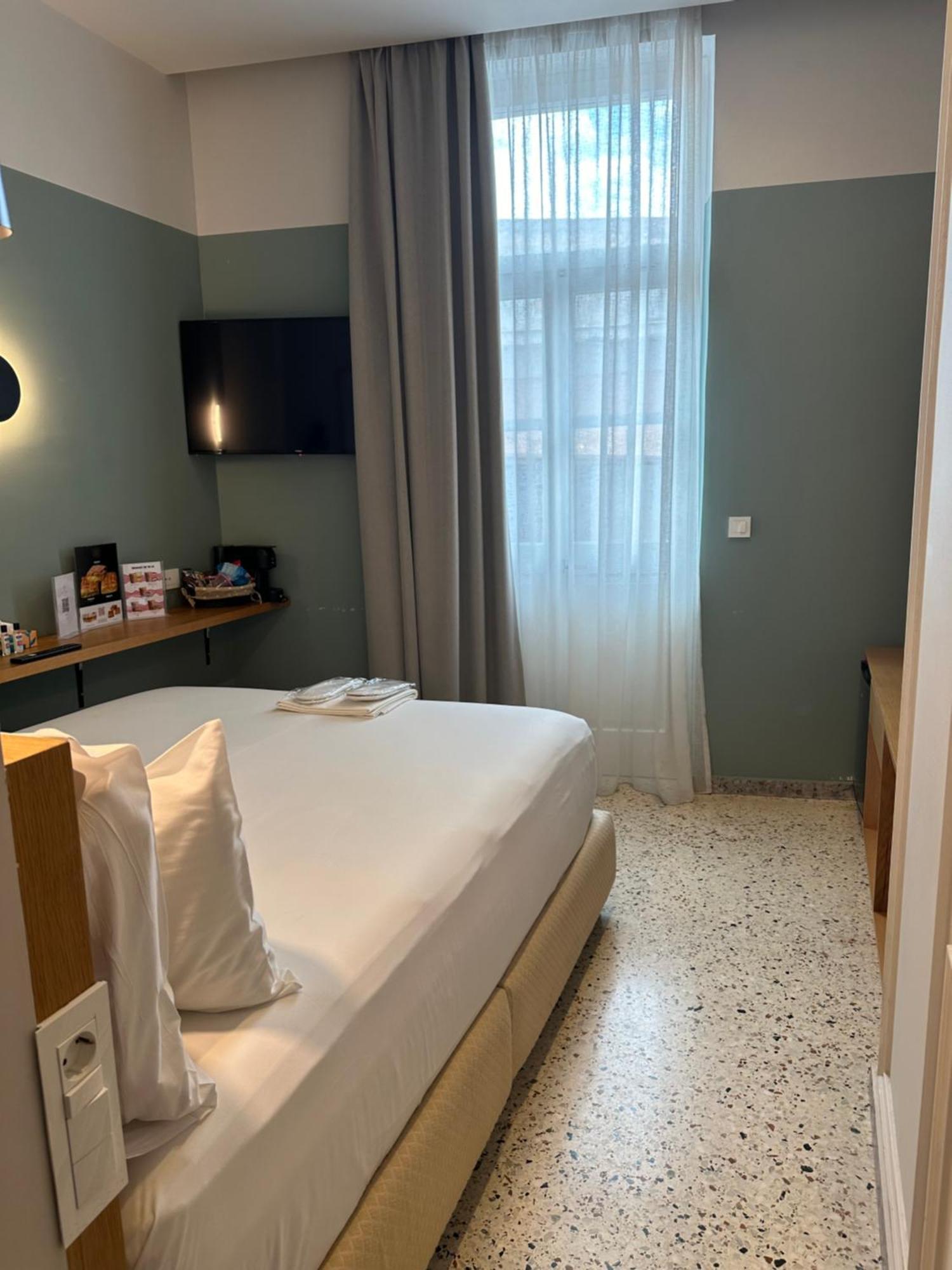 Belle Athenes - Luxury Rooms At Monastiraki Railway Station Exteriér fotografie